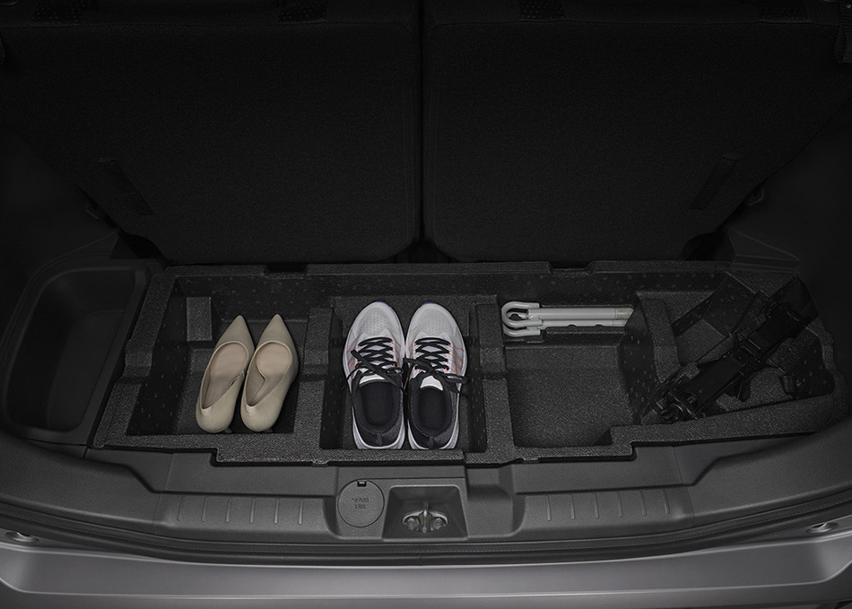 Khoang hành lý của Toyota Veloz
